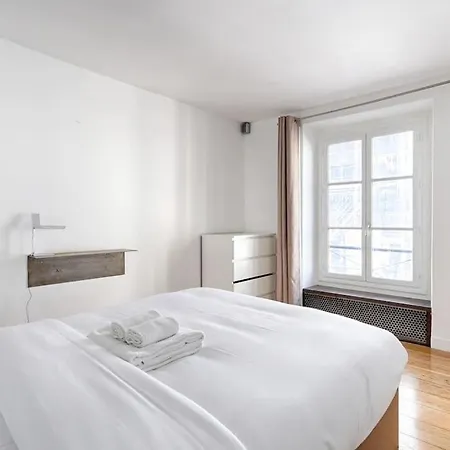 Marais Historical Center Charming 1br * Paris