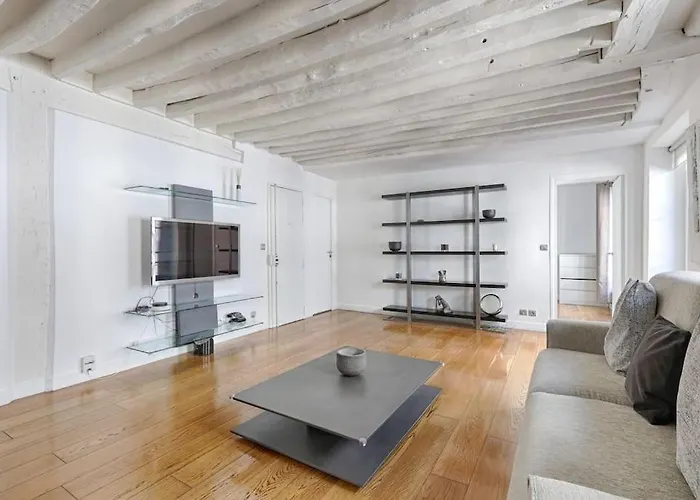 Apartment Marais Historical Center Charming 1br *